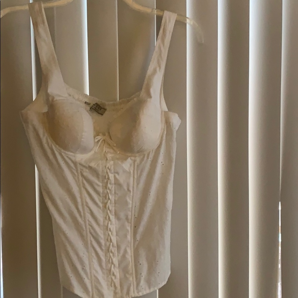 Guess top